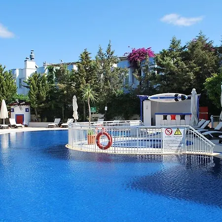 Serpina (adults Only) מלון בודרום