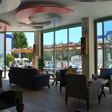 Ξενοδοχείο Serpina (adults Only) 3*