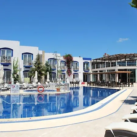 Serpina (adults Only) Hotell 3*